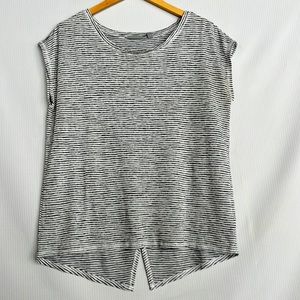 Athleta Tulip Split-back Top